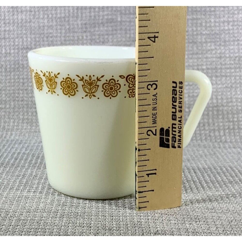 Vintage Pyrex Butterfly Gold Coffee Mugs Corning D-Handle Milk Glass Cups 4 pcs - Picture 6 of 8